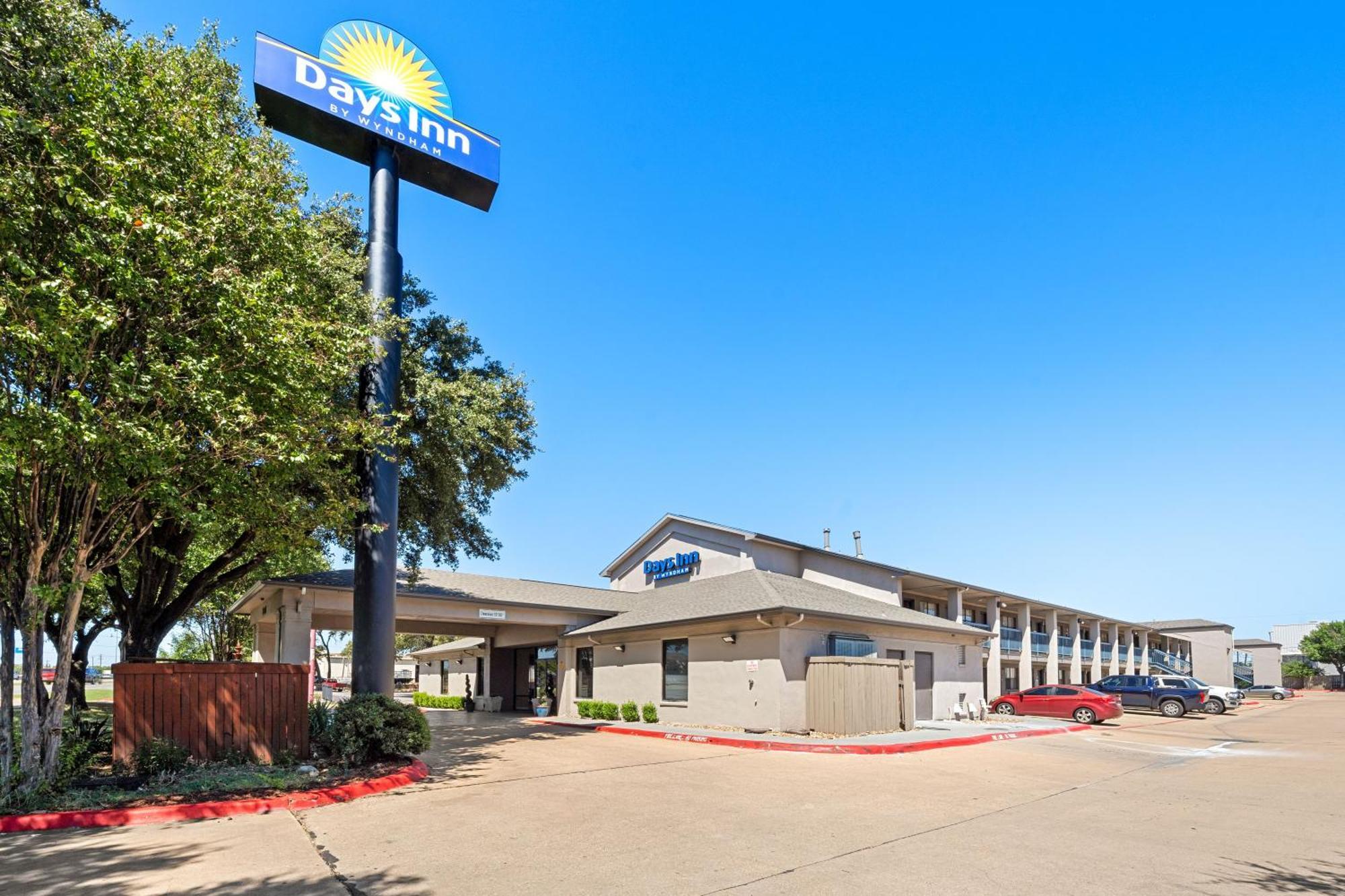 Days Inn By Wyndham Round Rock Esterno foto