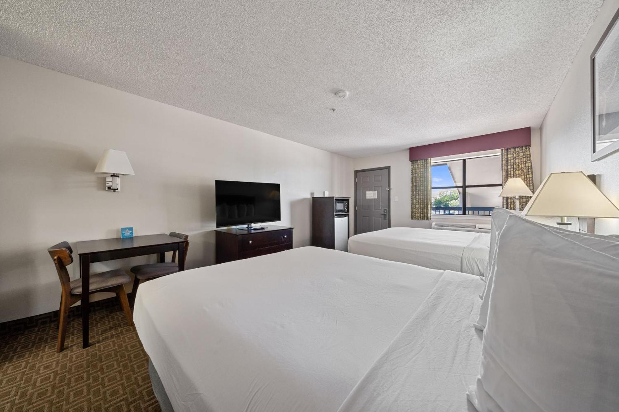 Days Inn By Wyndham Round Rock Esterno foto