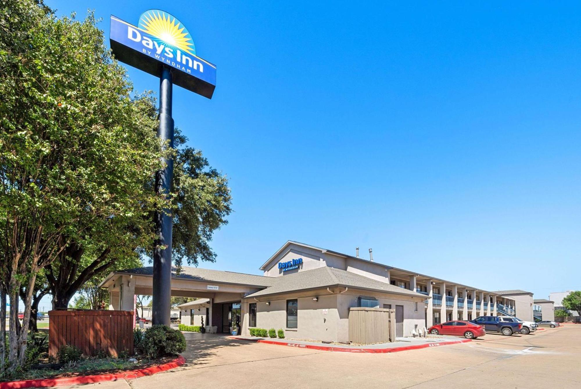 Days Inn By Wyndham Round Rock Esterno foto
