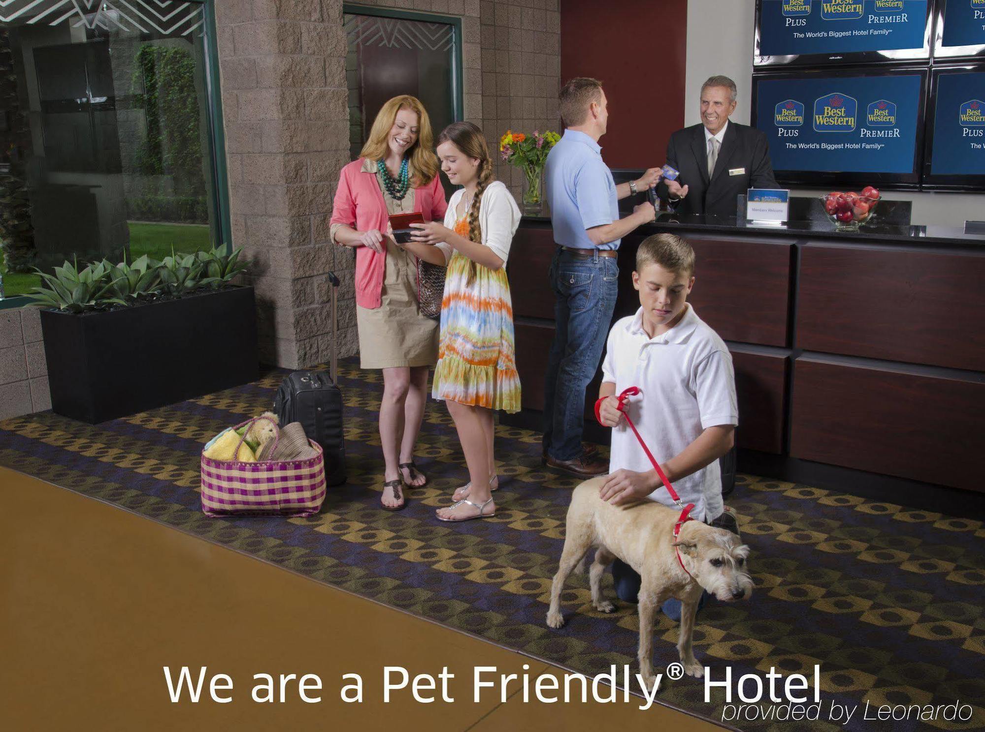 Days Inn By Wyndham Round Rock Esterno foto